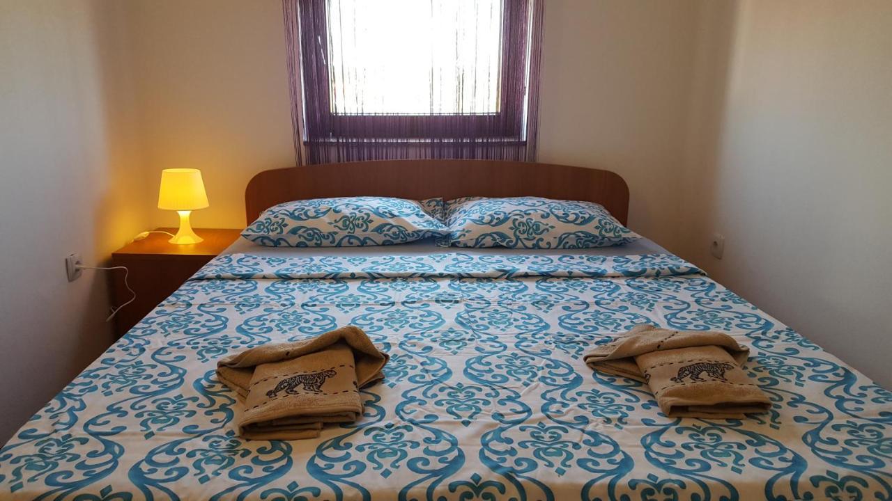 Apartmani Viktorija Fazana Bagian luar foto