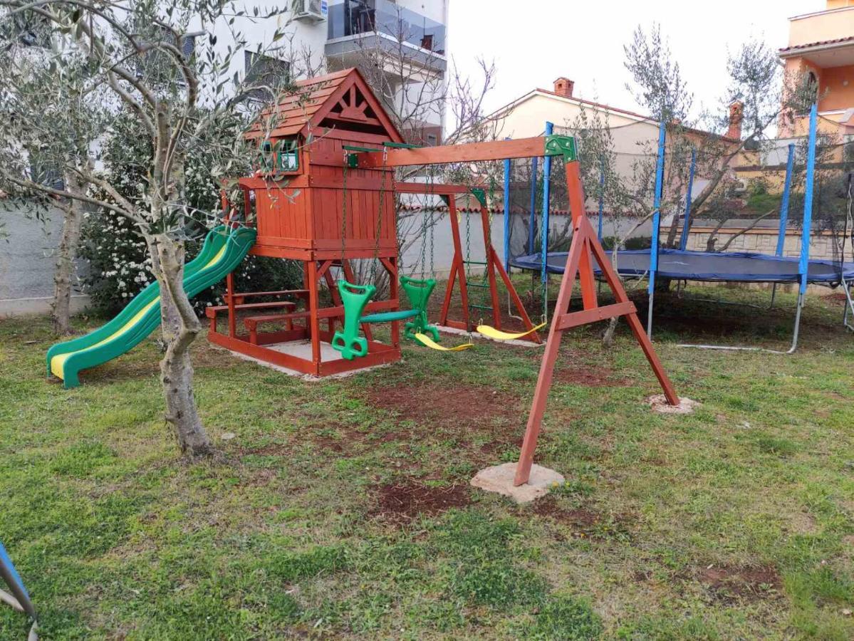 Apartmani Viktorija Fazana Bagian luar foto