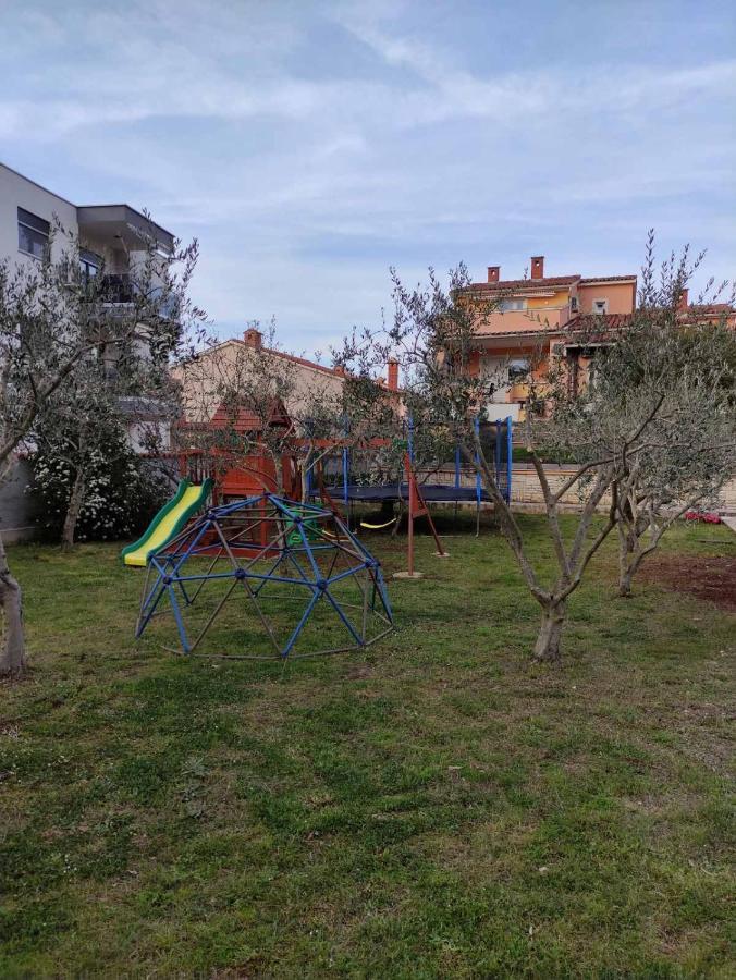 Apartmani Viktorija Fazana Bagian luar foto
