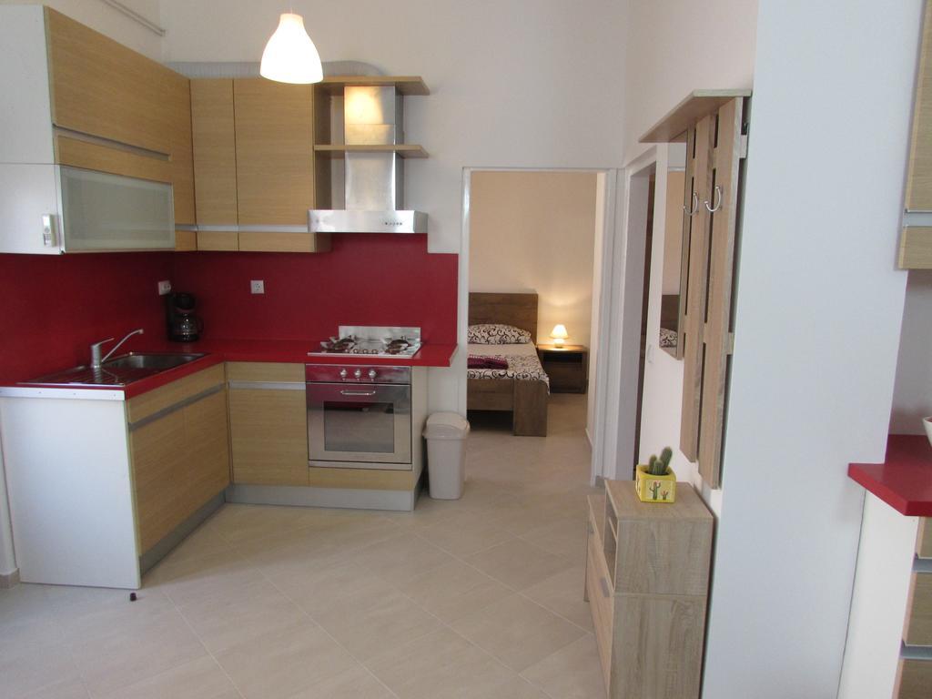 Apartmani Viktorija Fazana Bagian luar foto